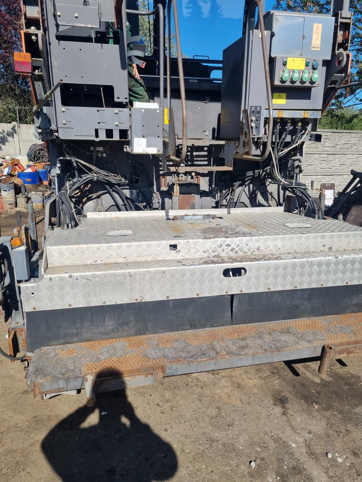 VOLVO TITAN 6870 - Acabadora: foto 1 VOLVO TITAN 6870 - Acabadora: foto 1