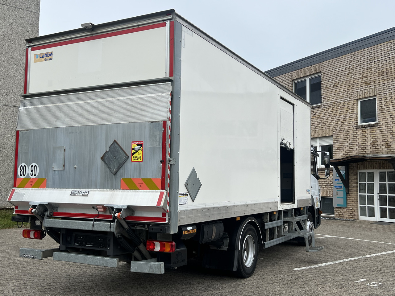 MERCEDES-BENZ Atego 1218 L Classic-Vermietung möglich-ADR-LBW - Camião furgão: foto 4 MERCEDES-BENZ Atego 1218 L Classic-Vermietung möglich-ADR-LBW - Camião furgão: foto 4