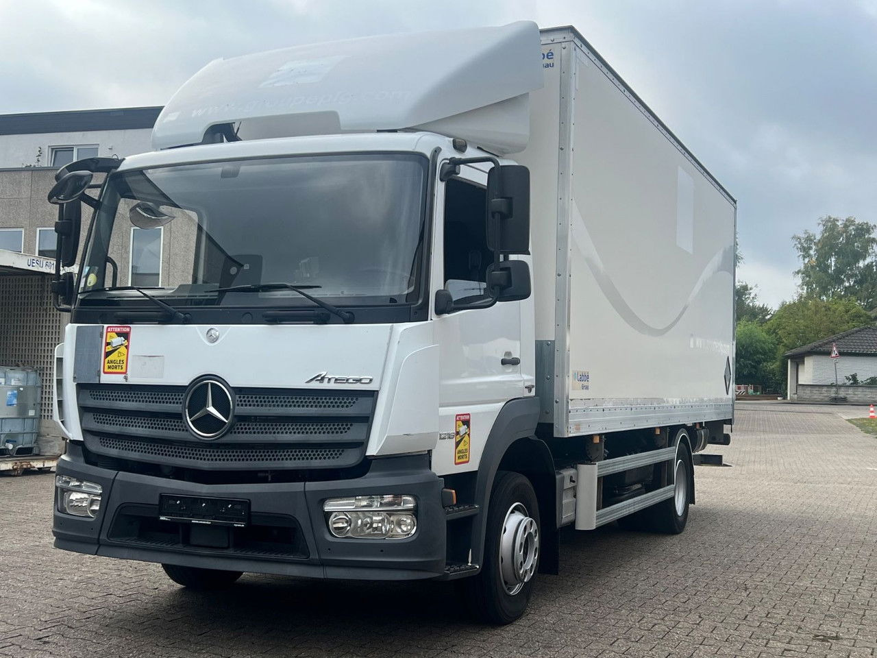 Mercedes-Benz Atego 1218 L Classic-Vermietung möglich-ADR-LBW - Camião furgão: foto 1 Mercedes-Benz Atego 1218 L Classic-Vermietung möglich-ADR-LBW - Camião furgão: foto 1