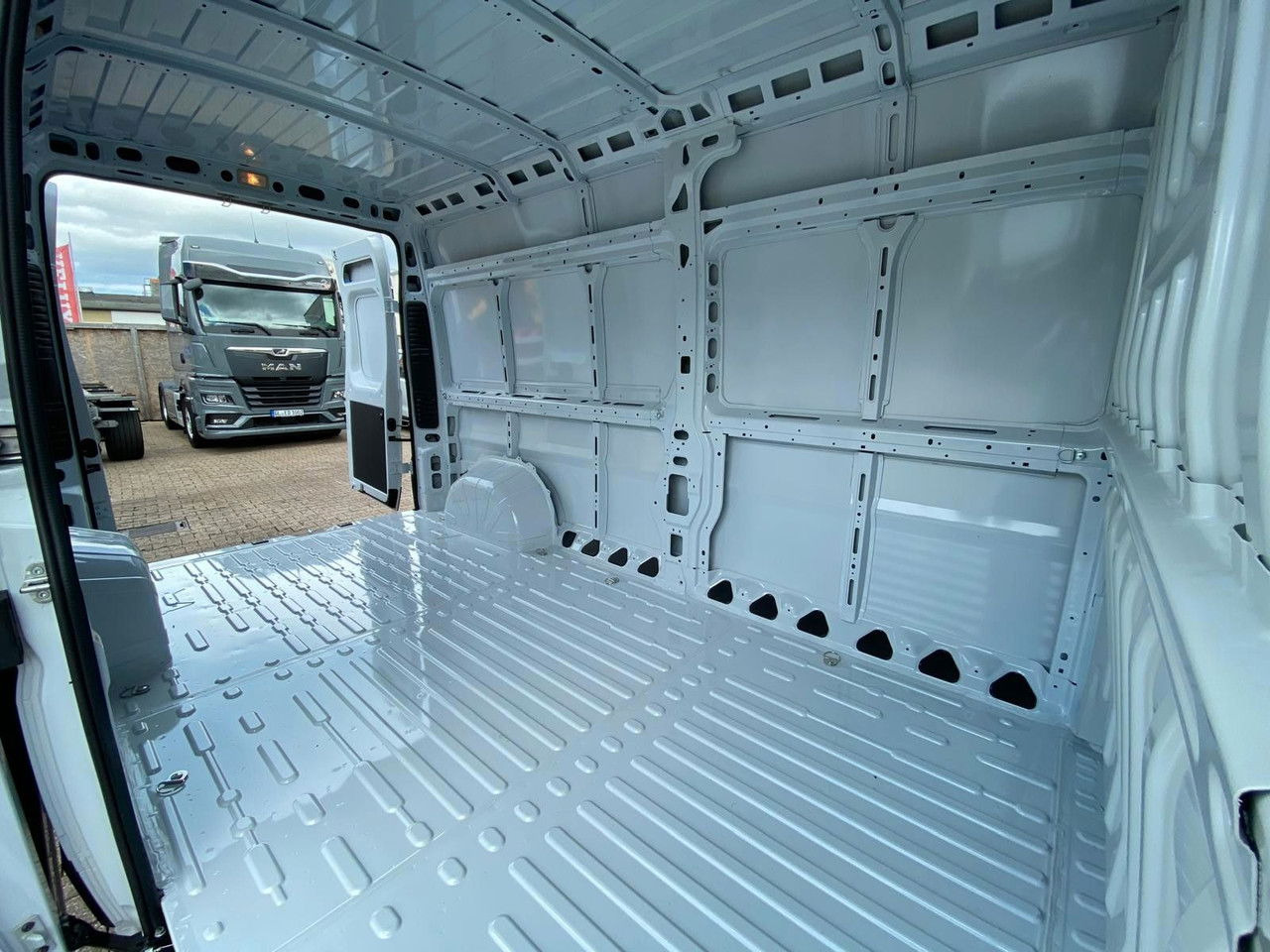Opel Movano - Furgão: foto 5 Opel Movano - Furgão: foto 5
