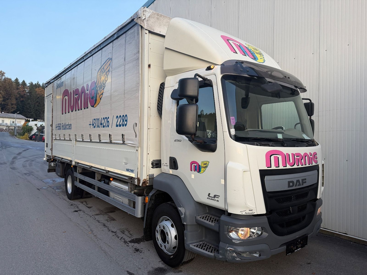 DAF LF 250 16T/LBW €6 - Camião de lona: foto 2 DAF LF 250 16T/LBW €6 - Camião de lona: foto 2