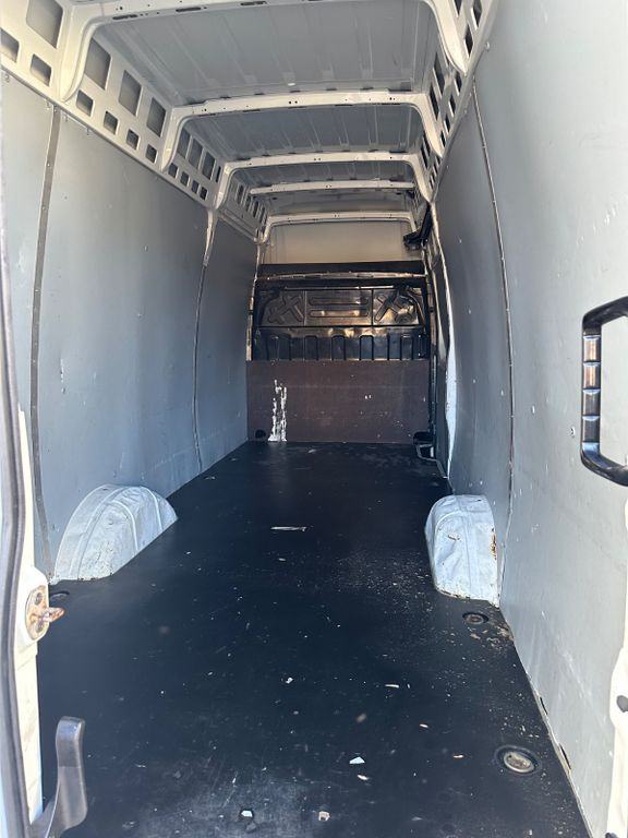 Iveco Daily 35S14 MAXI L4H3 HiMatic - Furgão: foto 5 Iveco Daily 35S14 MAXI L4H3 HiMatic - Furgão: foto 5
