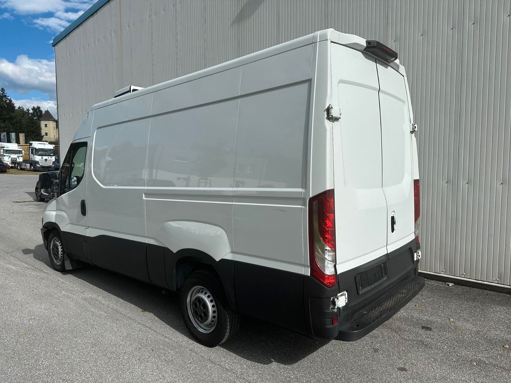 Iveco Daily 35S16 Navi Automat Carrier - Carrinha frigorífica: foto 4 Iveco Daily 35S16 Navi Automat Carrier - Carrinha frigorífica: foto 4
