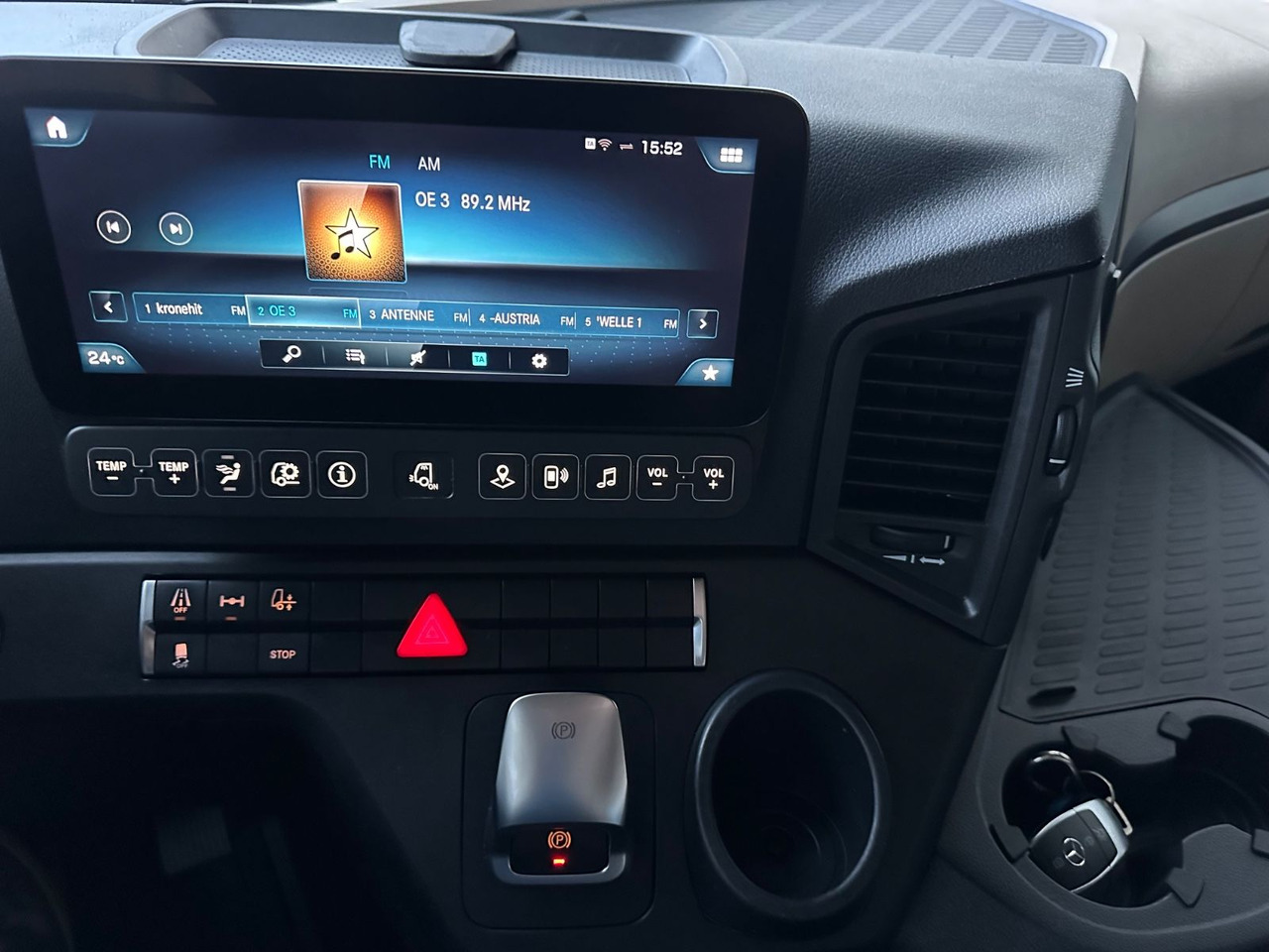 Mercedes-Benz Actros 2545 2T LBW - Camião transportador de contêineres/ Caixa móvel: foto 4 Mercedes-Benz Actros 2545 2T LBW - Camião transportador de contêineres/ Caixa móvel: foto 4