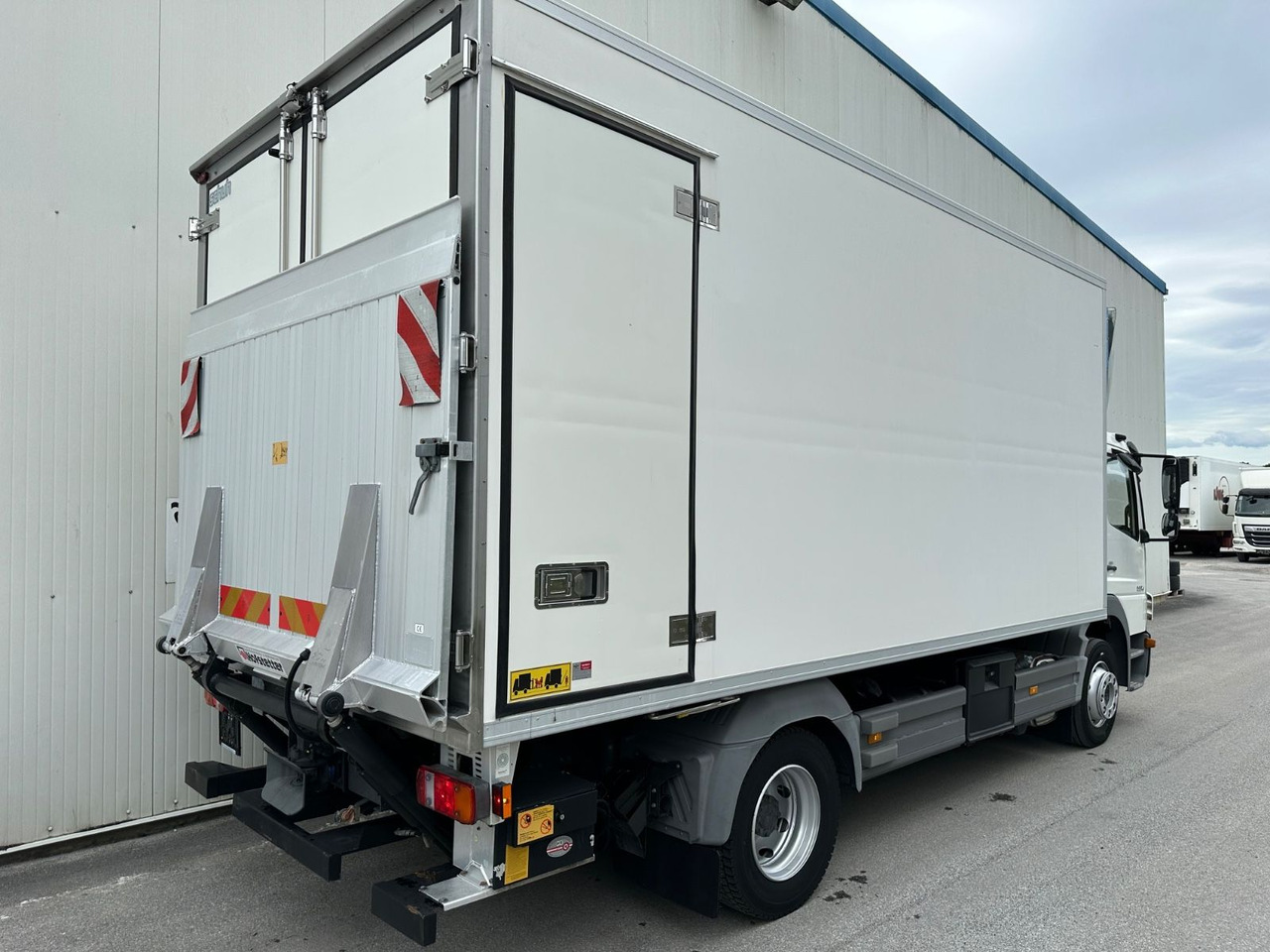 Mercedes-Benz Atego 1224 Automat Klima TK-29C - Camião frigorífico: foto 3 Mercedes-Benz Atego 1224 Automat Klima TK-29C - Camião frigorífico: foto 3