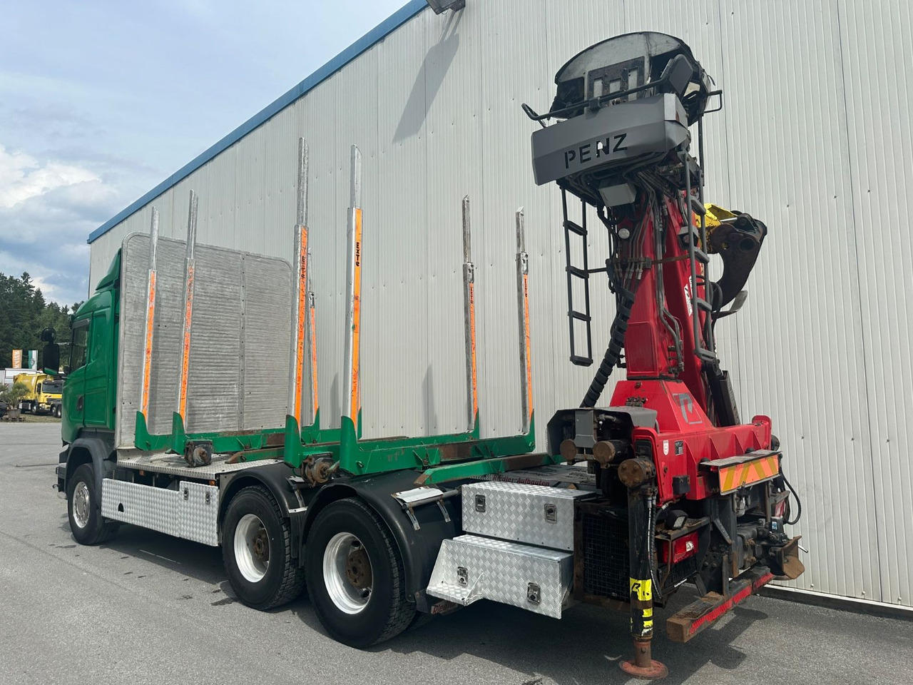 Scania R 580 V8 Penz Kran 2x Telespok - Camião de transporte de madeira, Camião grua: foto 4 Scania R 580 V8 Penz Kran 2x Telespok - Camião de transporte de madeira, Camião grua: foto 4