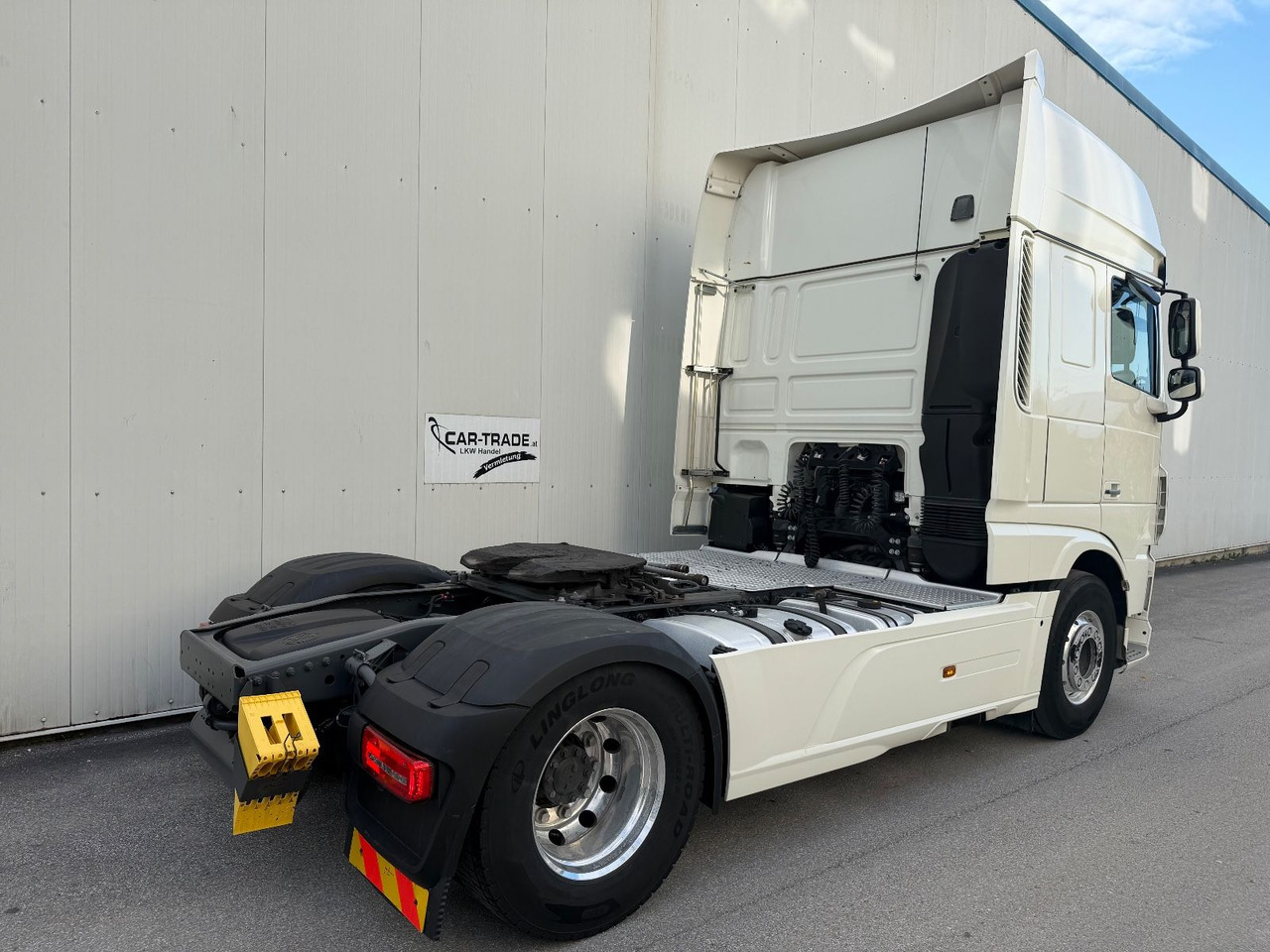 DAF XF 530 Vollausstattung Vollluft 2l-Hydraulik - Tractor: foto 3 DAF XF 530 Vollausstattung Vollluft 2l-Hydraulik - Tractor: foto 3