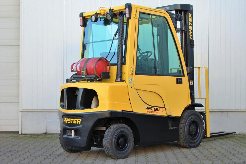 HYSTER H2.5FT Gas 2500kg Kabine 2018 Stapler UVV ✅ - Empilhador a gás: foto 1 HYSTER H2.5FT Gas 2500kg Kabine 2018 Stapler UVV ✅ - Empilhador a gás: foto 1
