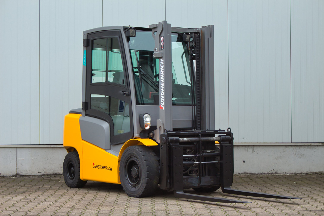 JUNGHEINRICH DFG425 - Waage - Rückfahrkamera - UVV - Empilhador a diesel: foto 1 JUNGHEINRICH DFG425 - Waage - Rückfahrkamera - UVV - Empilhador a diesel: foto 1