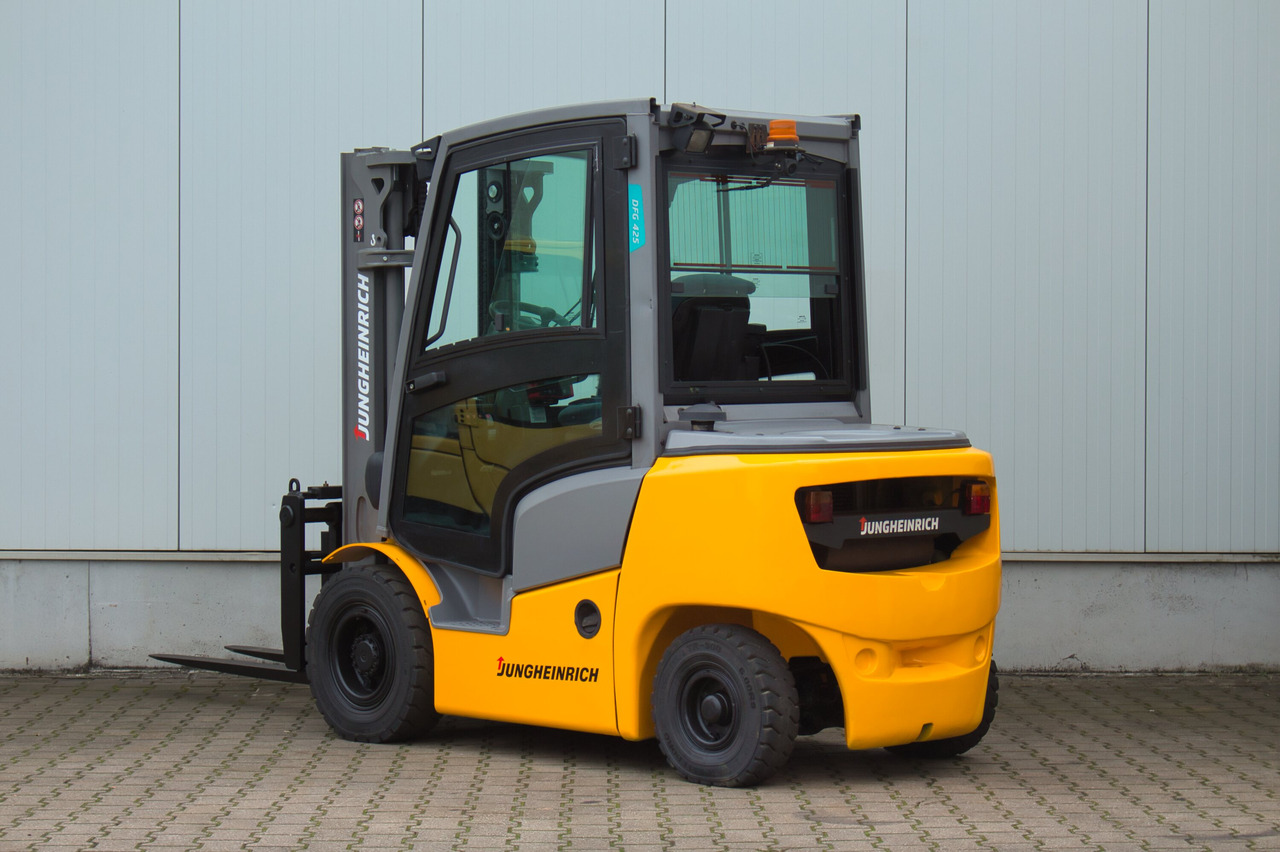 JUNGHEINRICH DFG425 - Waage - Rückfahrkamera - UVV - Empilhador a diesel: foto 2 JUNGHEINRICH DFG425 - Waage - Rückfahrkamera - UVV - Empilhador a diesel: foto 2