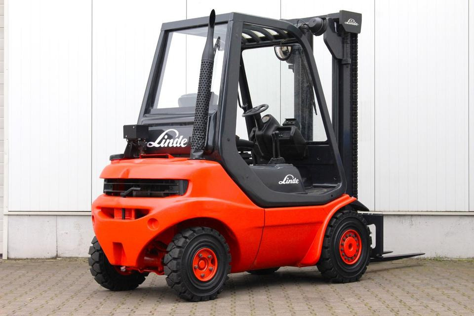 LINDE H20D Diesel TOP Zustand - UVV NEU - Empilhador a diesel: foto 1 LINDE H20D Diesel TOP Zustand - UVV NEU - Empilhador a diesel: foto 1