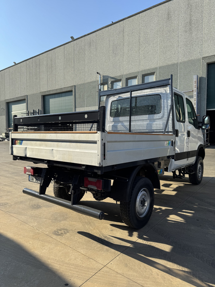 IVECO Daily 4X4 - Carrinha de caixa aberta: foto 4 IVECO Daily 4X4 - Carrinha de caixa aberta: foto 4
