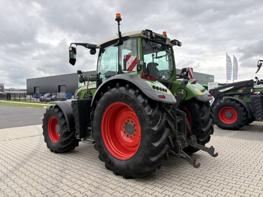 Fendt 720 VARIO S4 POWER - Trator: foto 5 Fendt 720 VARIO S4 POWER - Trator: foto 5