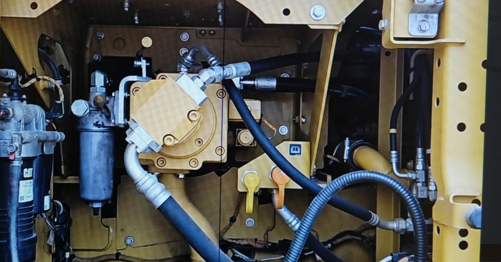 Caterpillar cat 320 - Escavadora de rastos: foto 2 Caterpillar cat 320 - Escavadora de rastos: foto 2