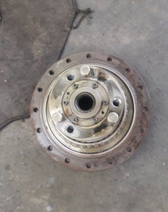 YANMAR i inne obudowa zwolnicy WR65B151C - Transmissão: foto 5 YANMAR i inne obudowa zwolnicy WR65B151C - Transmissão: foto 5