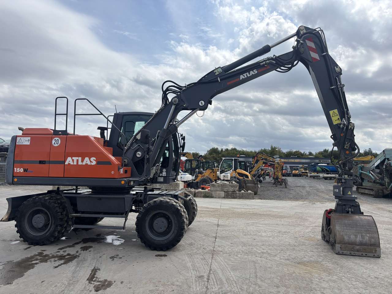 ATLAS 150 W - Escavadeira de rodas: foto 3 ATLAS 150 W - Escavadeira de rodas: foto 3