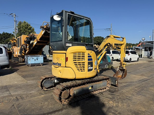 KOMATSU PC30MR-5N0 - Mini escavadeira: foto 5 KOMATSU PC30MR-5N0 - Mini escavadeira: foto 5
