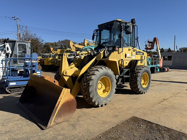 KOMATSU WA100-6 - Pá carregadora de rodas: foto 1 KOMATSU WA100-6 - Pá carregadora de rodas: foto 1