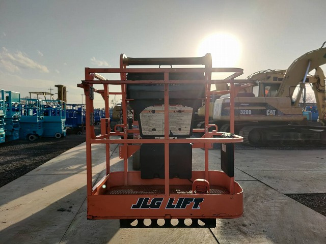 JLG E300AJP - Máquina de outro: foto 2 JLG E300AJP - Máquina de outro: foto 2