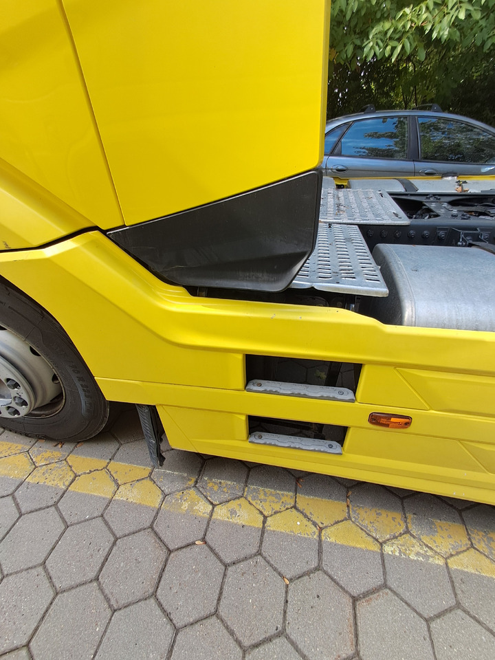 Locação financeira de DAF XF 430 NGD DAF XF 430 NGD: foto 6 Locação financeira de DAF XF 430 NGD DAF XF 430 NGD: foto 6