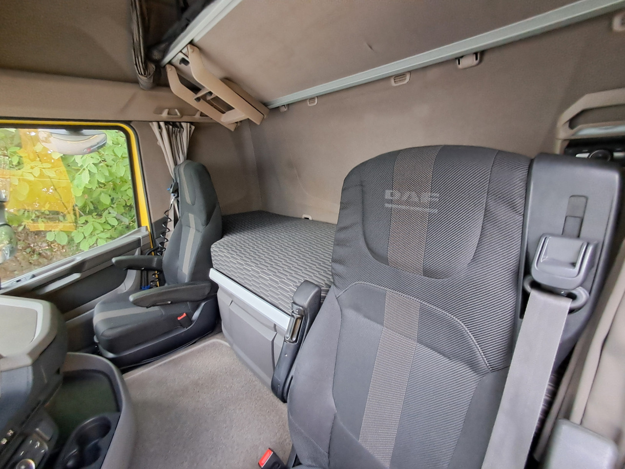 Locação financeira de DAF XF 430 NGD DAF XF 430 NGD: foto 18 Locação financeira de DAF XF 430 NGD DAF XF 430 NGD: foto 18