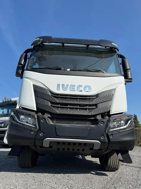 Iveco AD300T48 HYVALIFT 20 TONS*pare-choc hydraulique - Camião polibenne: foto 5 Iveco AD300T48 HYVALIFT 20 TONS*pare-choc hydraulique - Camião polibenne: foto 5