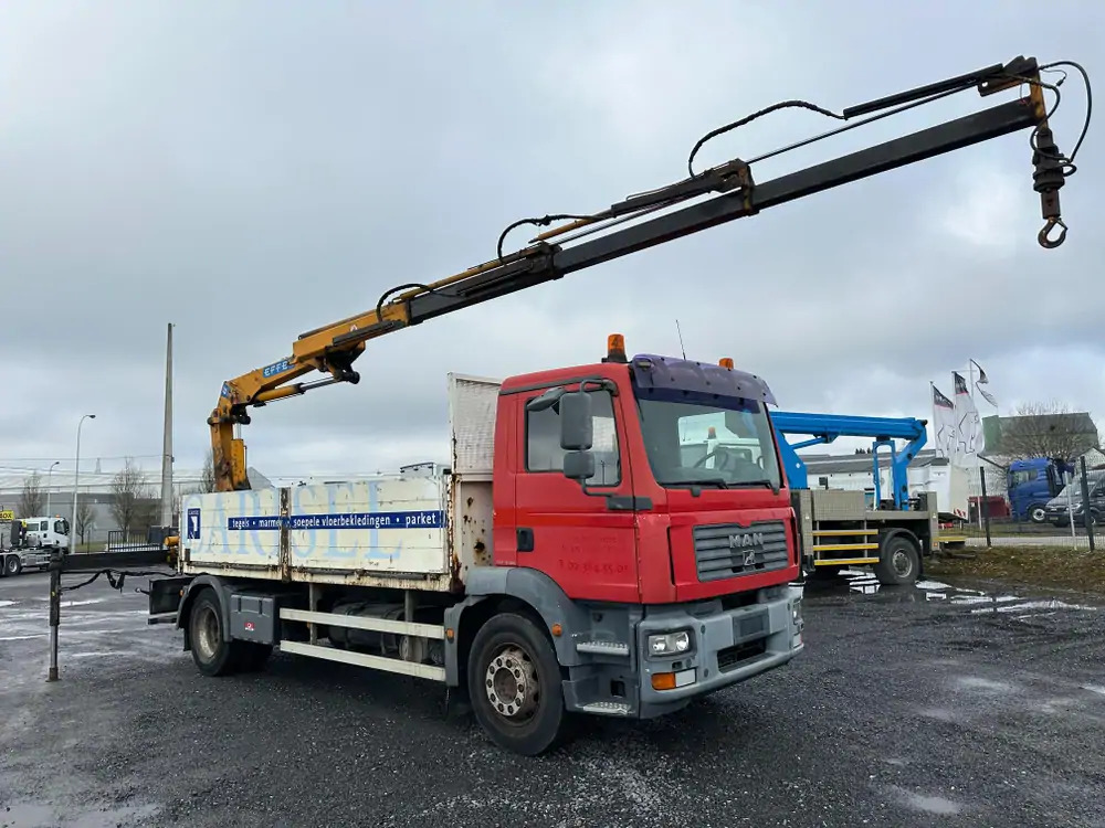 MAN TGM 18.280 *202000 km*Grue EFFER type 120 3 S*PREMIER PROPRIO - Camião grua, Camião de caixa aberta/ Plataforma: foto 3 MAN TGM 18.280 *202000 km*Grue EFFER type 120 3 S*PREMIER PROPRIO - Camião grua, Camião de caixa aberta/ Plataforma: foto 3
