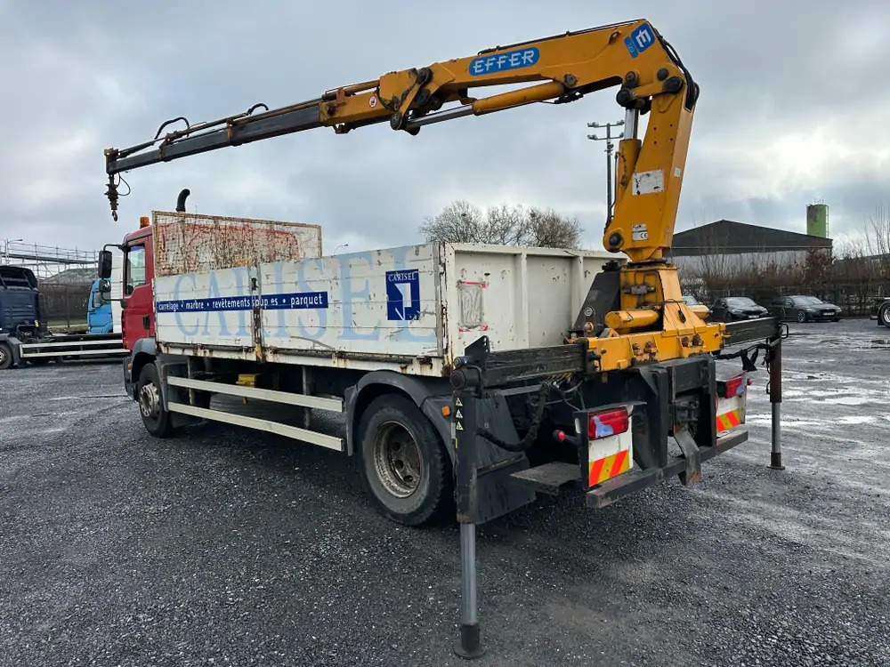 Camião grua, Camião de caixa aberta/ Plataforma MAN TGM 18.280 *202000 km*Grue EFFER type 120 3 S*PREMIER PROPRIO: foto 9 Camião grua, Camião de caixa aberta/ Plataforma MAN TGM 18.280 *202000 km*Grue EFFER type 120 3 S*PREMIER PROPRIO: foto 9