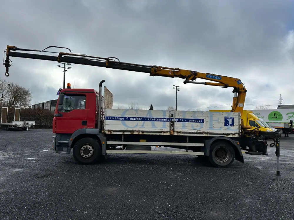 Camião grua, Camião de caixa aberta/ Plataforma MAN TGM 18.280 *202000 km*Grue EFFER type 120 3 S*PREMIER PROPRIO: foto 10 Camião grua, Camião de caixa aberta/ Plataforma MAN TGM 18.280 *202000 km*Grue EFFER type 120 3 S*PREMIER PROPRIO: foto 10