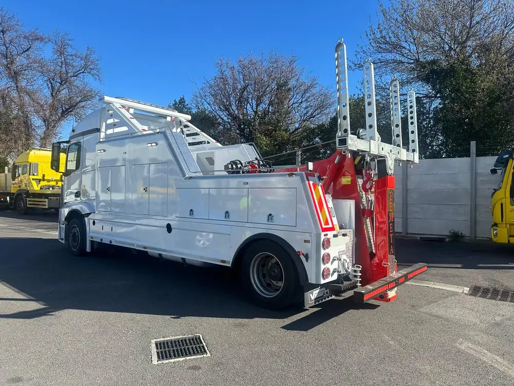 Mercedes-Benz Actros 1943 *NOUVELLE SUPERTRUCTURE GRS 20000 VEMASUR*FULL AIR - Caminhão reboque: foto 4 Mercedes-Benz Actros 1943 *NOUVELLE SUPERTRUCTURE GRS 20000 VEMASUR*FULL AIR - Caminhão reboque: foto 4