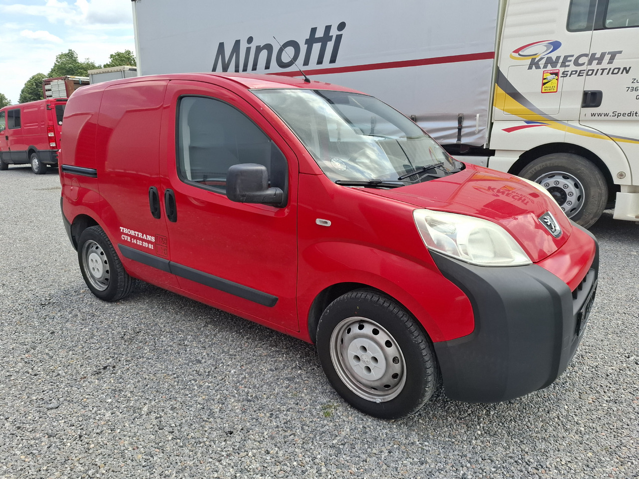PEUGEOT Peugeot Bipper 1.3 HDI - Veículo comercial: foto 1 PEUGEOT Peugeot Bipper 1.3 HDI - Veículo comercial: foto 1