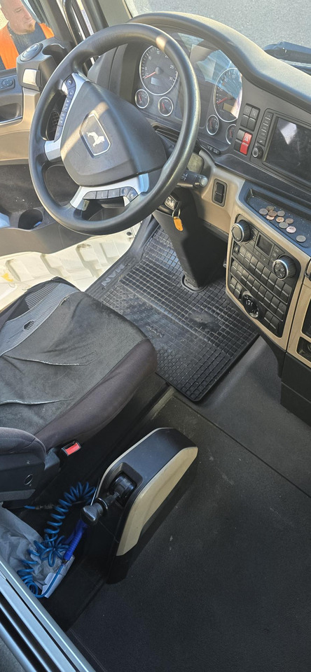 MAN TGX 18 500 - Tractor: foto 4 MAN TGX 18 500 - Tractor: foto 4