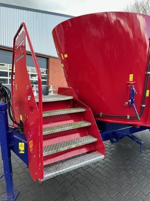 Mayer Siloking Futtermischwagen 20-30cb - Misturadora Alimentadora: foto 2 Mayer Siloking Futtermischwagen 20-30cb - Misturadora Alimentadora: foto 2