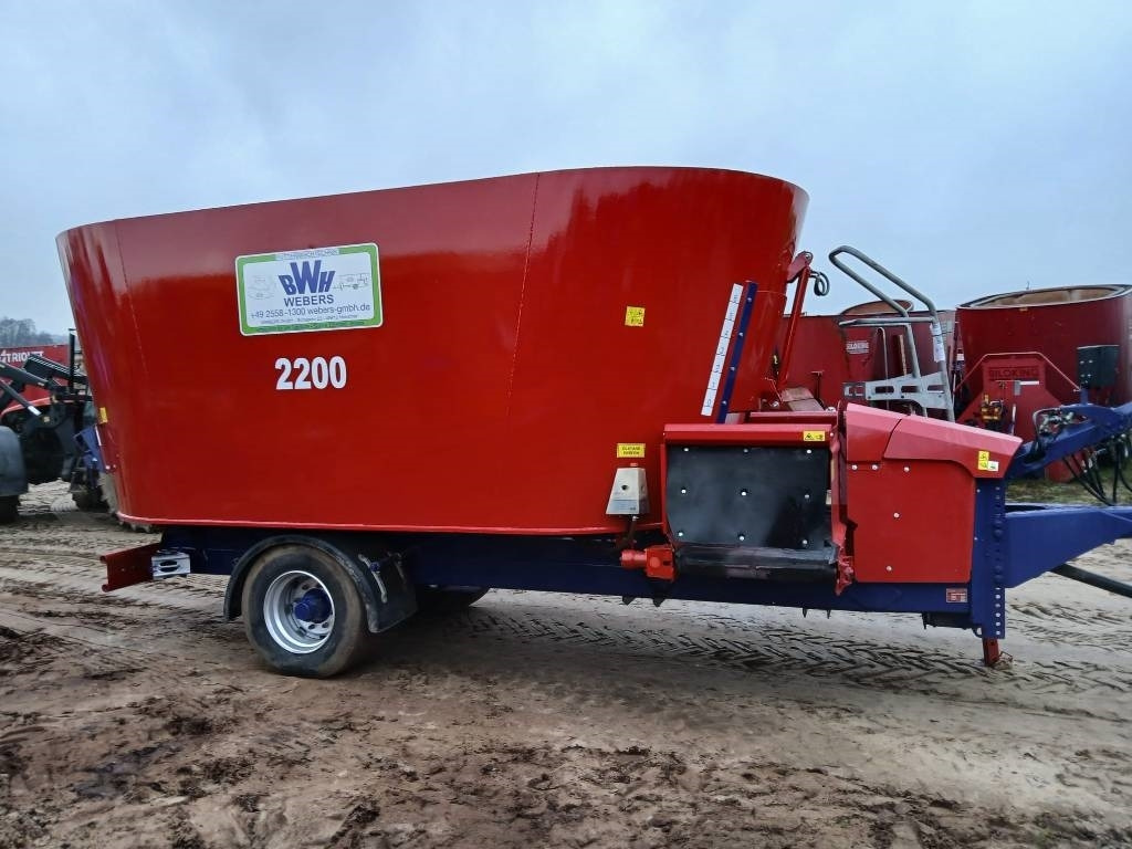 Mayer Siloking Futtermischwagen 20-30cb - Misturadora Alimentadora: foto 1 Mayer Siloking Futtermischwagen 20-30cb - Misturadora Alimentadora: foto 1