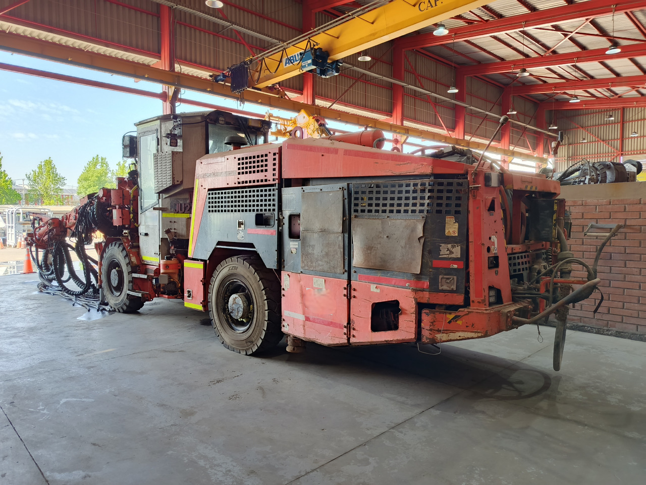 SANDVIK DD321-40C - Máquina de mineração: foto 3 SANDVIK DD321-40C - Máquina de mineração: foto 3