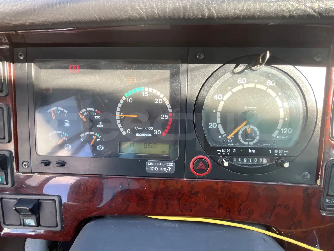 Irizar Scania Century - Autocarro: foto 3 Irizar Scania Century - Autocarro: foto 3