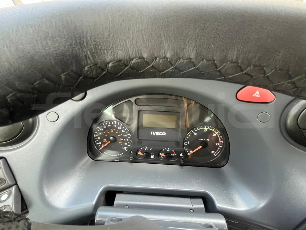 Iveco Crossway - Ônibus suburbano: foto 3 Iveco Crossway - Ônibus suburbano: foto 3