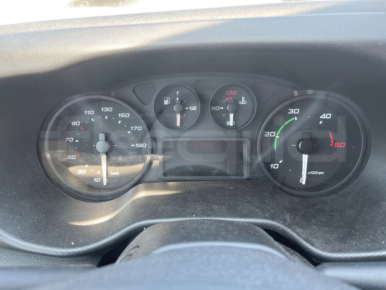 Iveco Daily - Minibus, Furgão de passageiros: foto 2 Iveco Daily - Minibus, Furgão de passageiros: foto 2