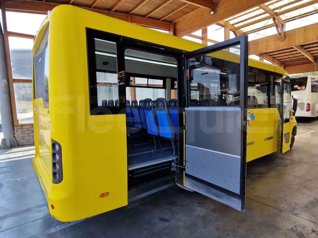 Autocarro escolar Iveco Indcar: foto 8 Autocarro escolar Iveco Indcar: foto 8