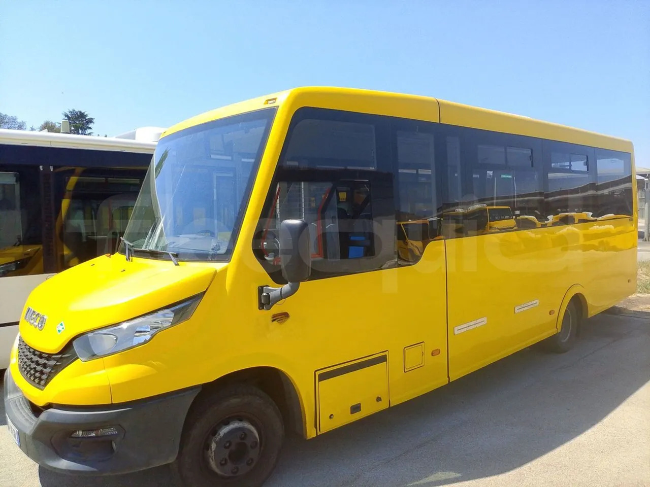 Iveco Indcar - Autocarro escolar: foto 4 Iveco Indcar - Autocarro escolar: foto 4