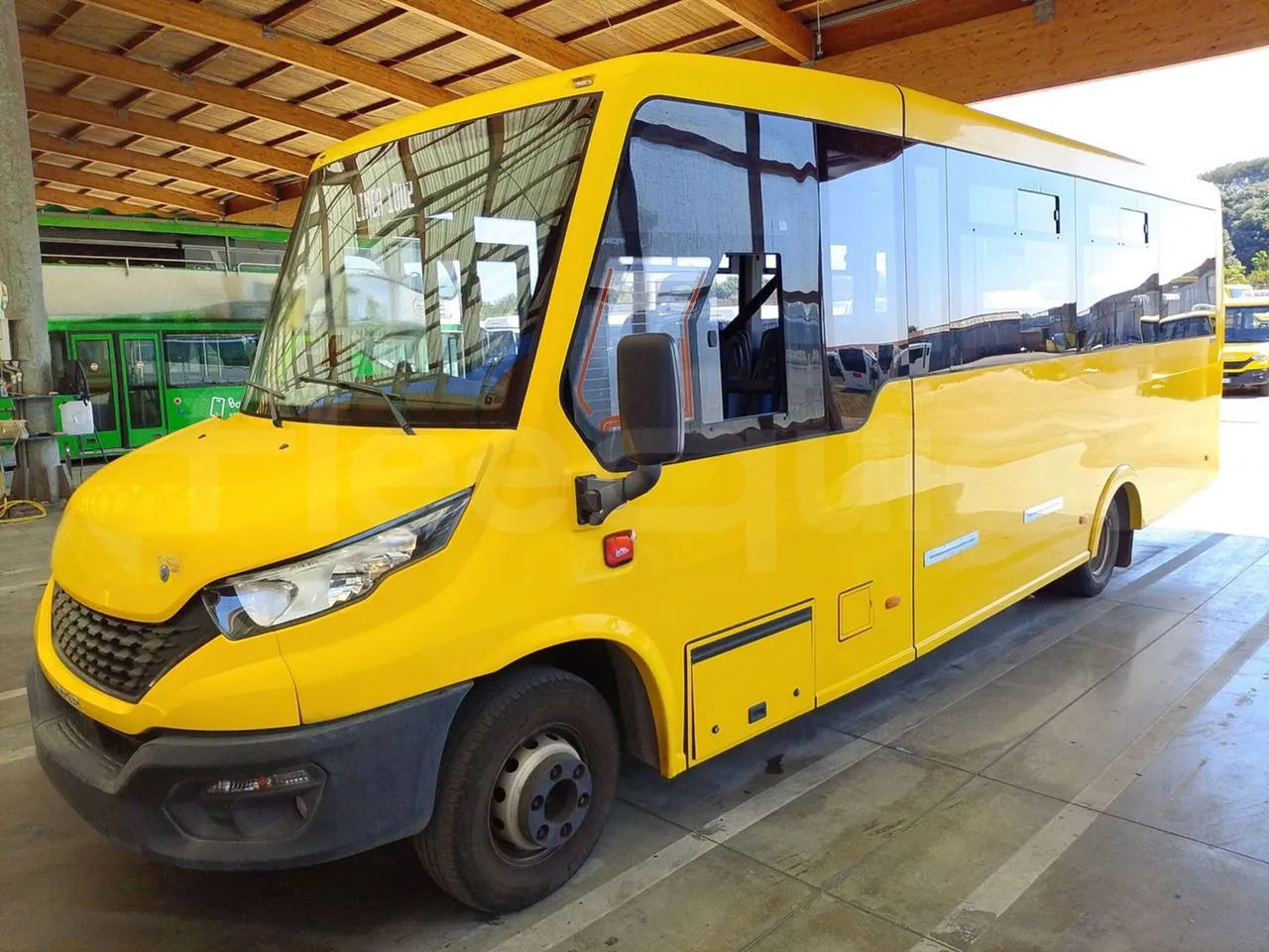 Iveco Indcar - Autocarro escolar: foto 4 Iveco Indcar - Autocarro escolar: foto 4