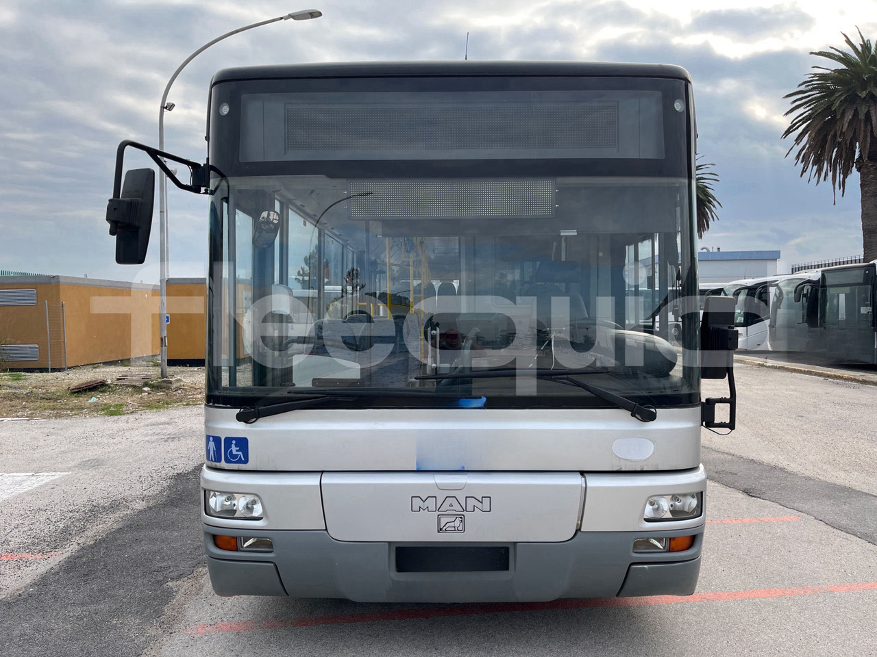 Man Lion's Classic - Ônibus suburbano: foto 2 Man Lion's Classic - Ônibus suburbano: foto 2