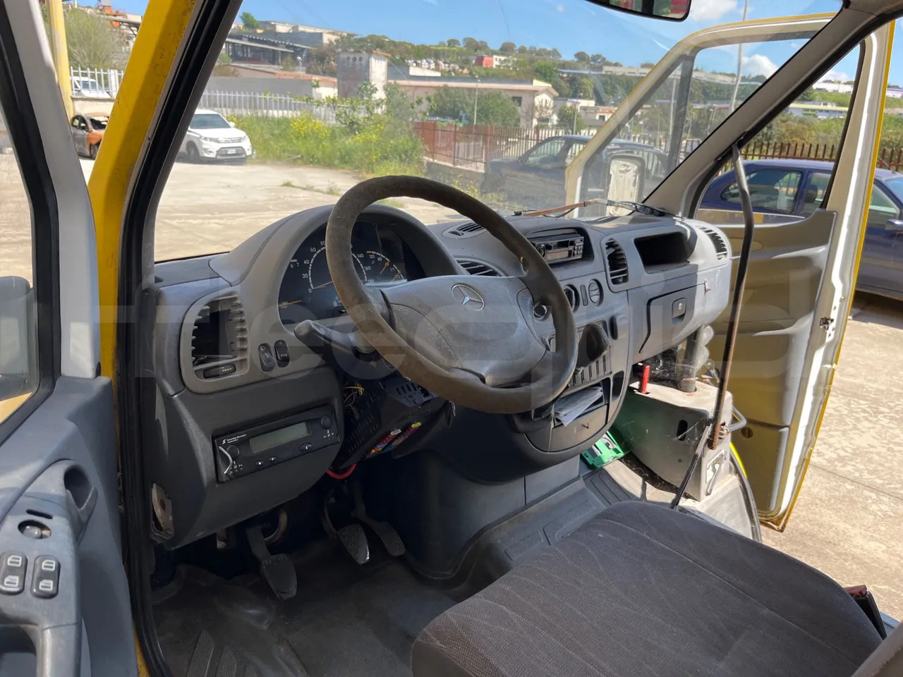 Autocarro escolar Mercedes-Benz 313 CDI: foto 10