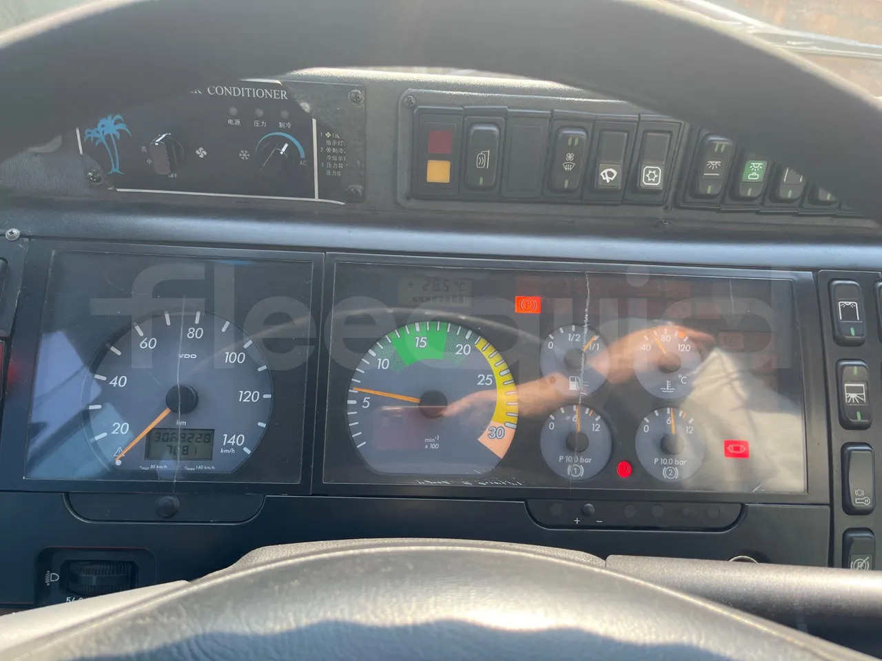 Mercedes-Benz MB 818 S - Autocarro: foto 3 Mercedes-Benz MB 818 S - Autocarro: foto 3