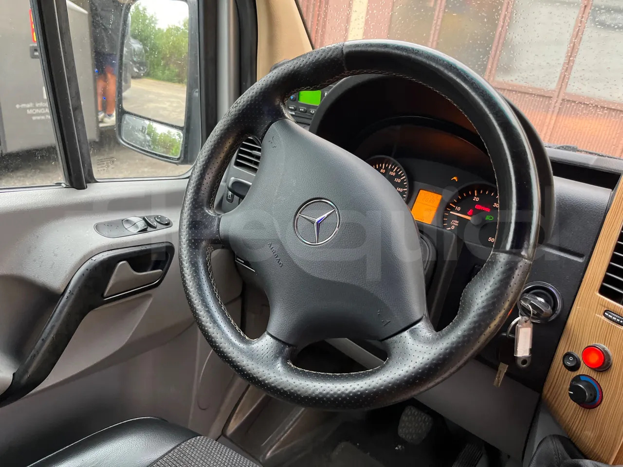 Locação financeira de  Mercedes-Benz Sprinter Mercedes-Benz Sprinter: foto 20