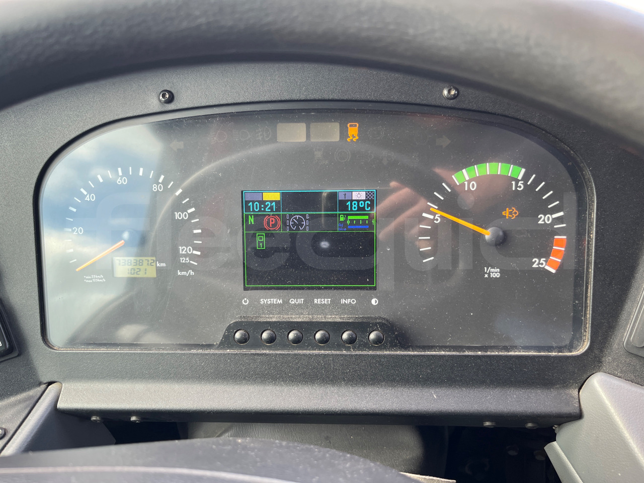 Mercedes-Benz Tourismo - Autocarro: foto 3 Mercedes-Benz Tourismo - Autocarro: foto 3