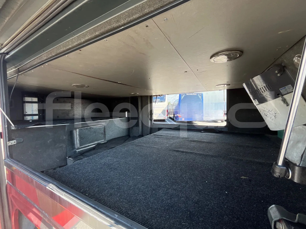 Locação financeira de  Neoplan 1122/3 Neoplan 1122/3: foto 8