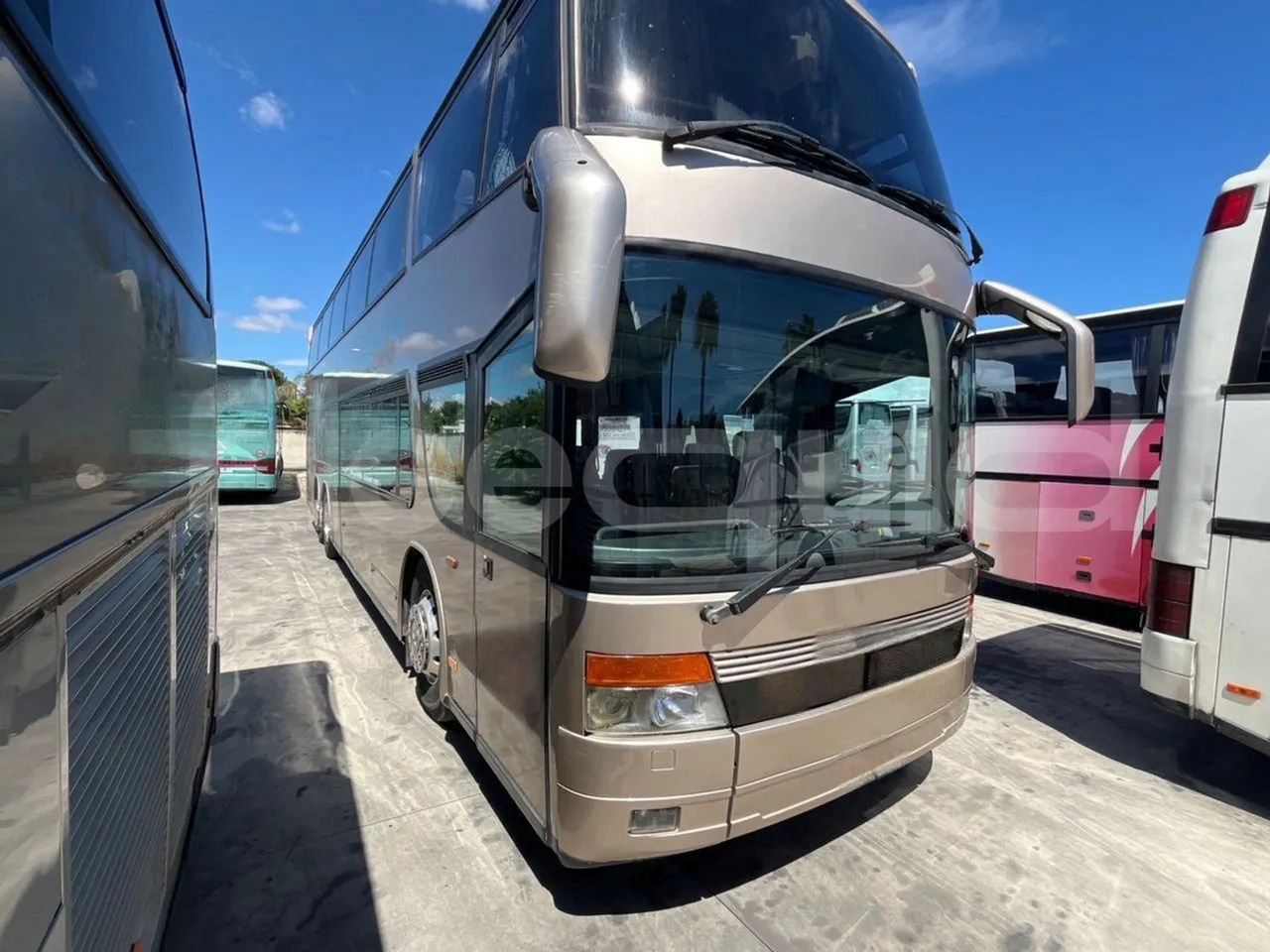 Setra S328 - Ônibus panorâmico: foto 1 Setra S328 - Ônibus panorâmico: foto 1
