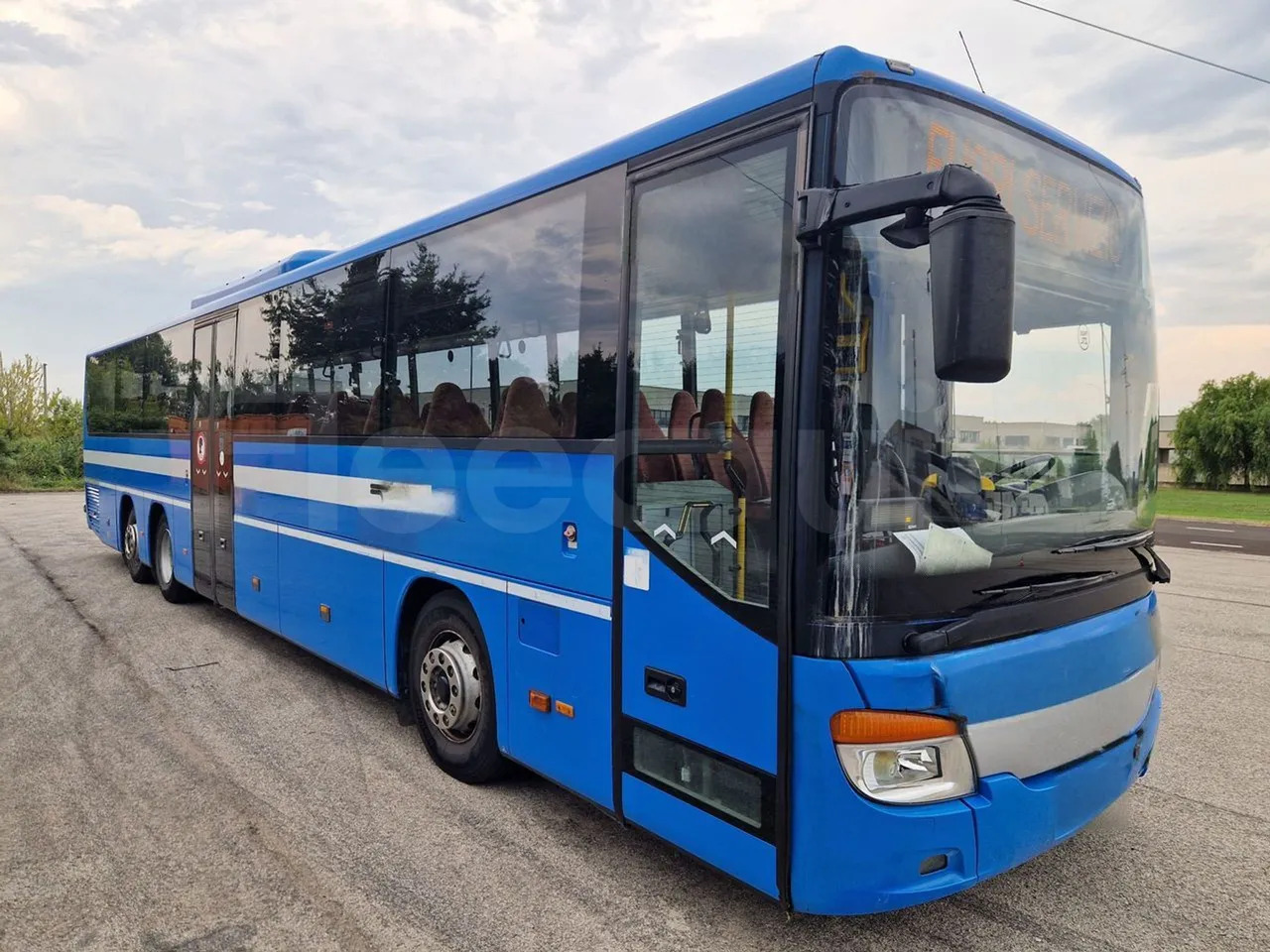 Setra S417 - Ônibus suburbano: foto 1 Setra S417 - Ônibus suburbano: foto 1