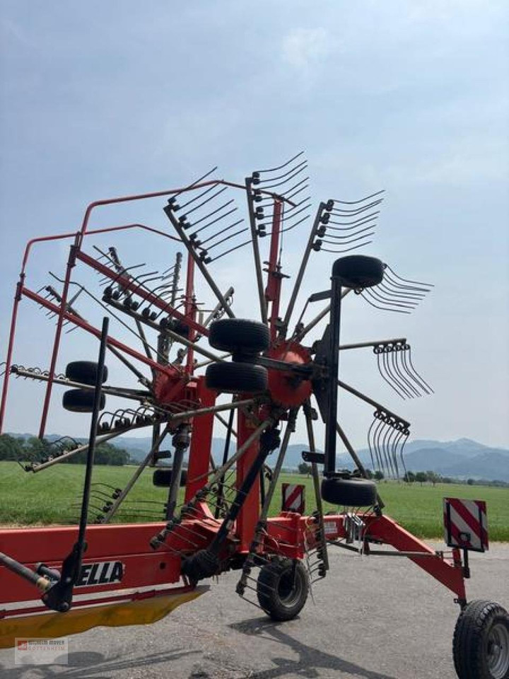 Fella TS 800 - Ancinho enleirador: foto 1 Fella TS 800 - Ancinho enleirador: foto 1